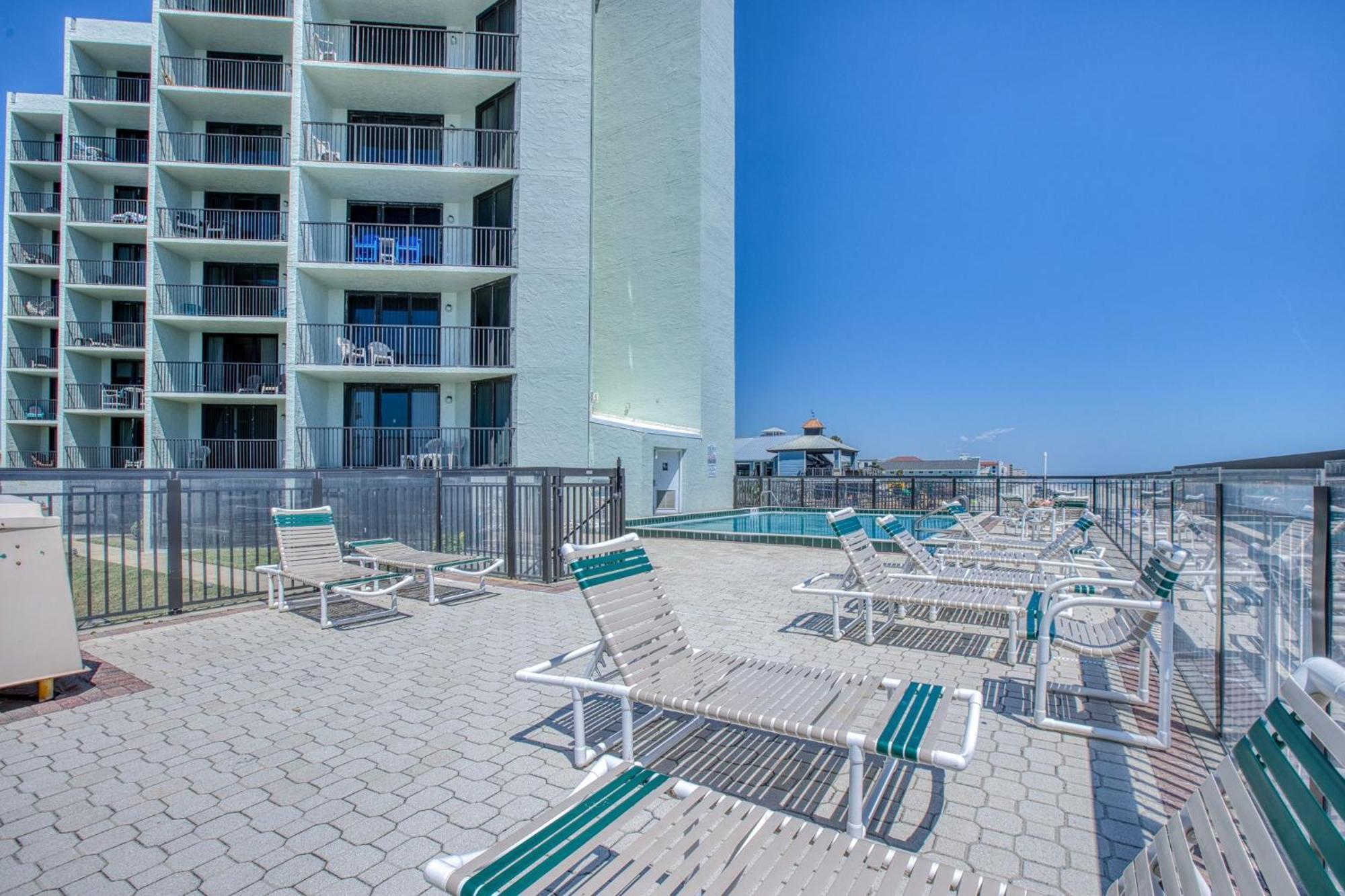 Ocean View With A Beachfront Pool At Ocean Trillium Condo ~ 403 New Smyrna Beach Exterior foto