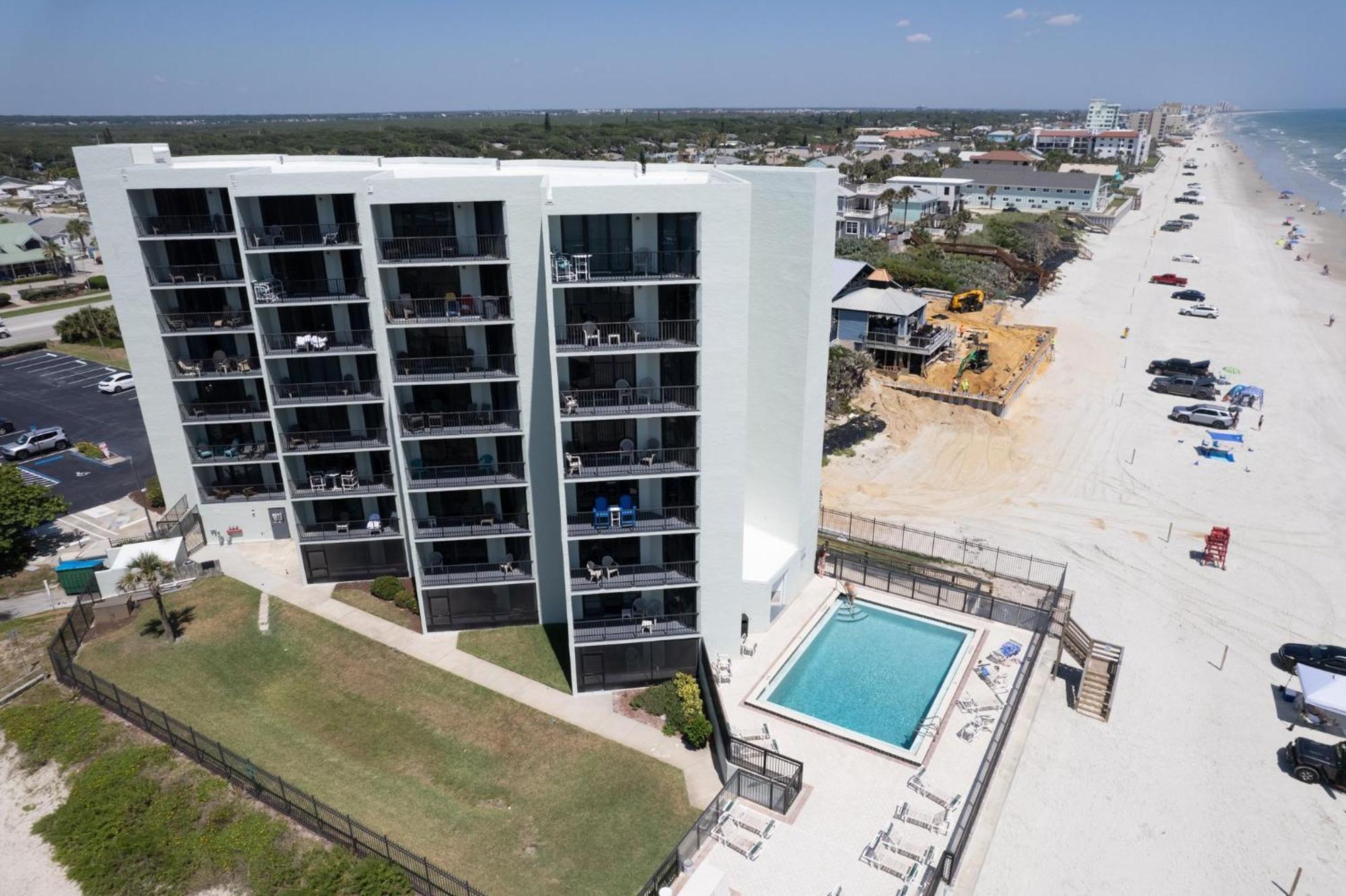 Ocean View With A Beachfront Pool At Ocean Trillium Condo ~ 403 New Smyrna Beach Exterior foto