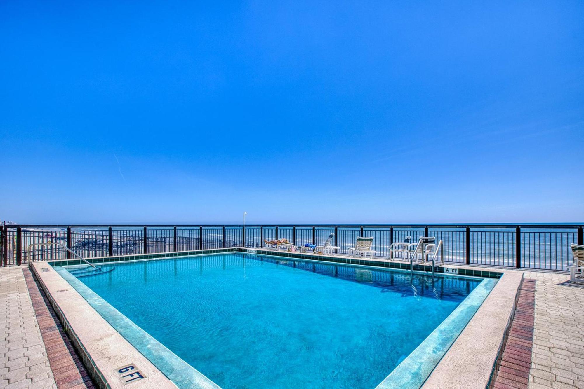 Ocean View With A Beachfront Pool At Ocean Trillium Condo ~ 403 New Smyrna Beach Exterior foto